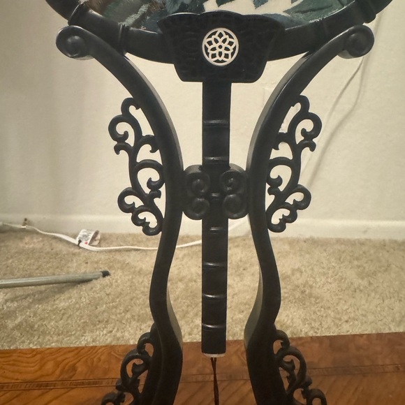 Chinese Silk Embroidered Fan with Ornate Stand – Antique Display in Original Box - Picture 7 of 14